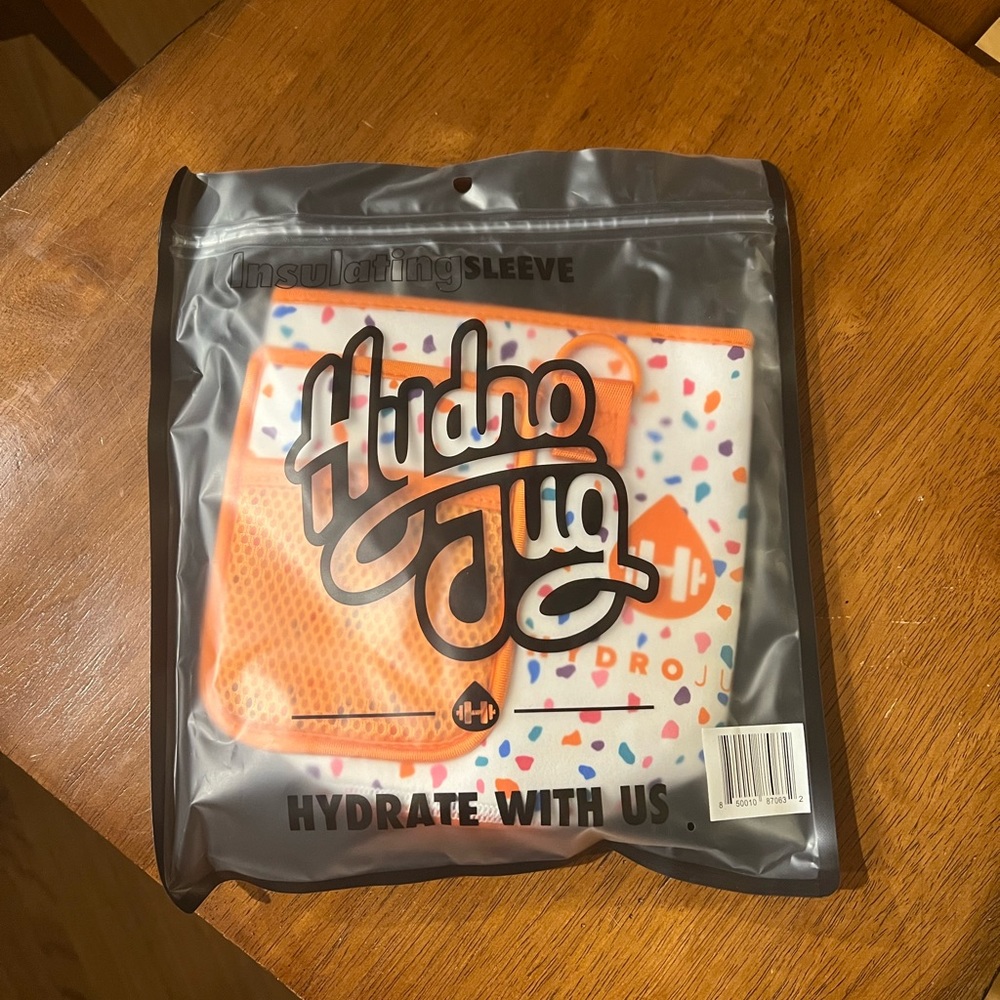 Confetti HydroJug Sleeve NWT